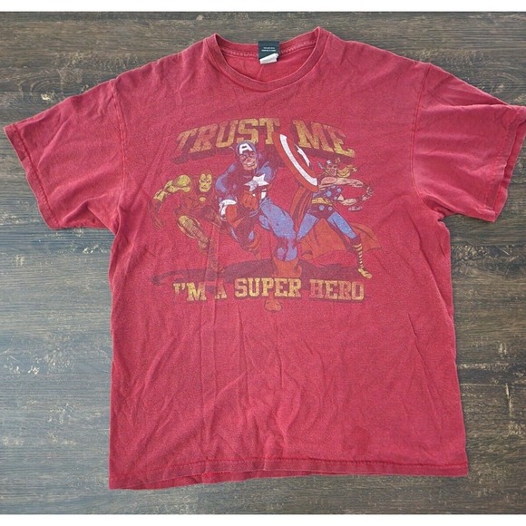 Marvel Other - Marvel Mad Engine 2012 Trust Me I'm a Superhero Tee T-Shirt Maroon Adult M Mediu